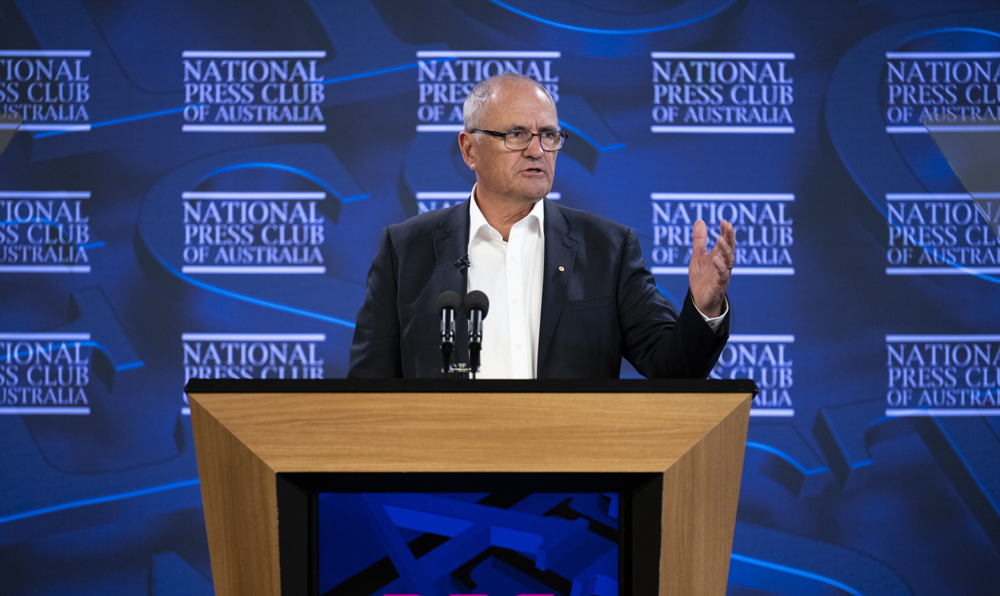 'Let’s just get this done': Ken Henry speaks at the National Press Club. Photo: National Press Club