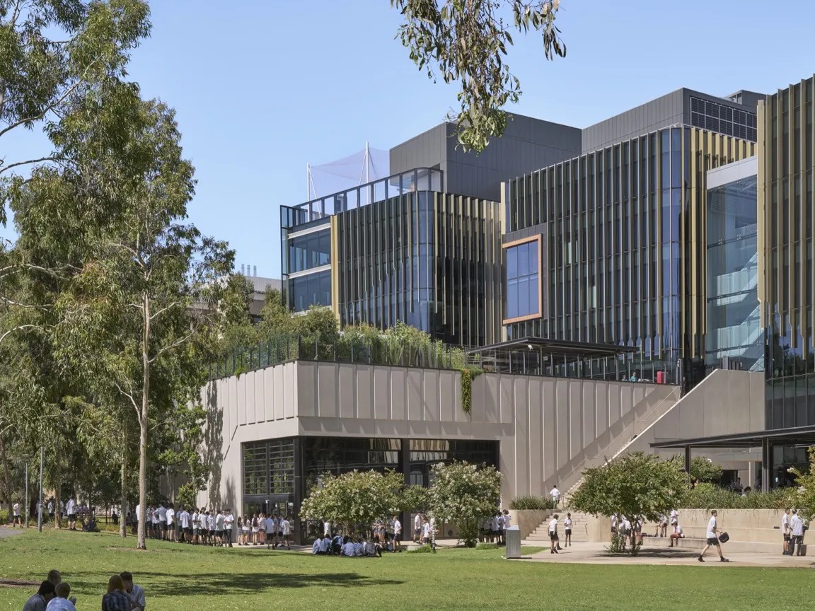Case Study: Vertical School