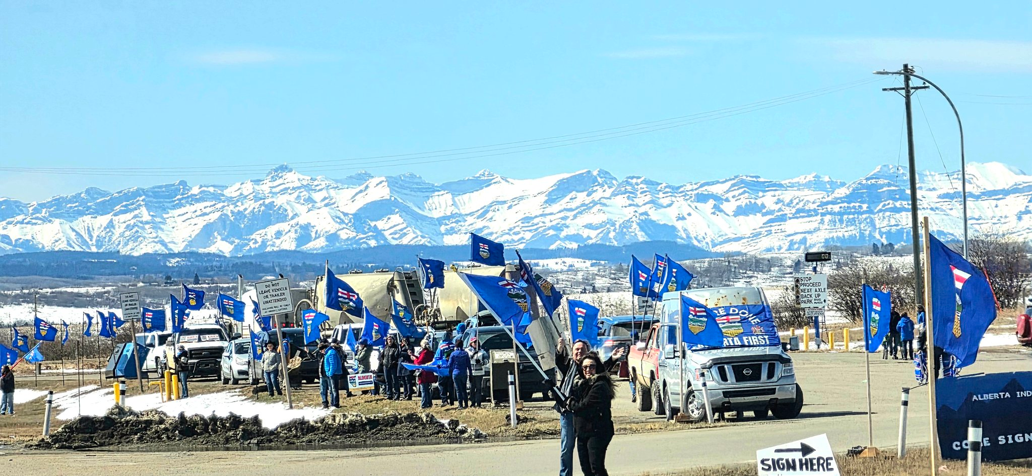 Click to return to the main Stay Free Alberta website.