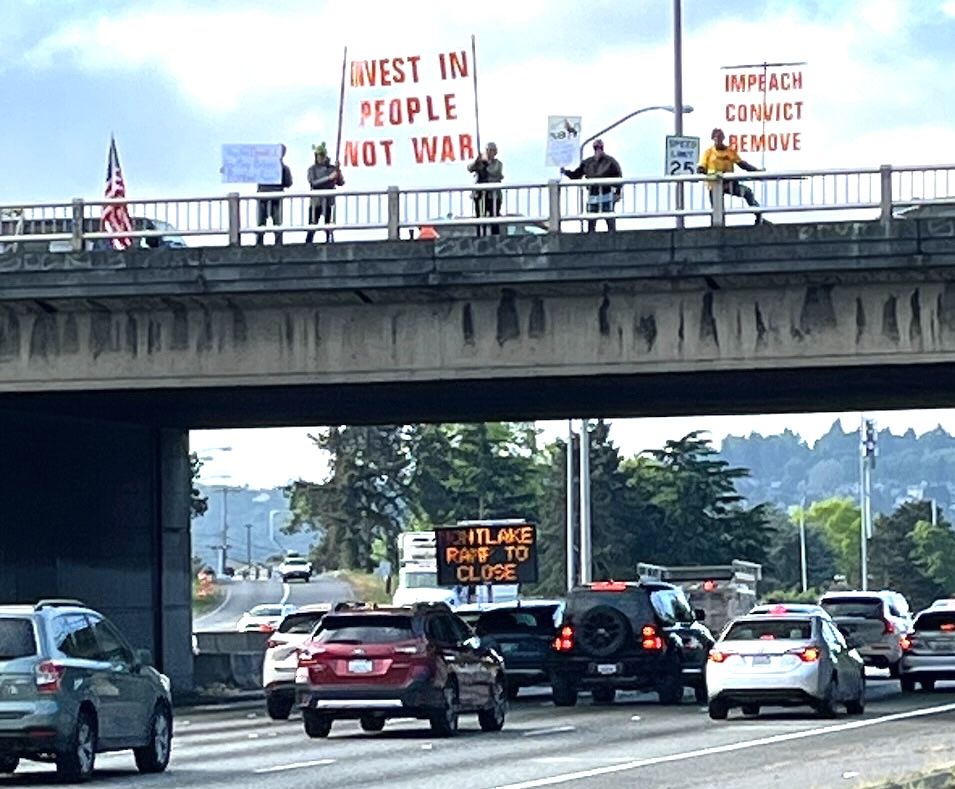Seattle 50th+I-5 Bannering