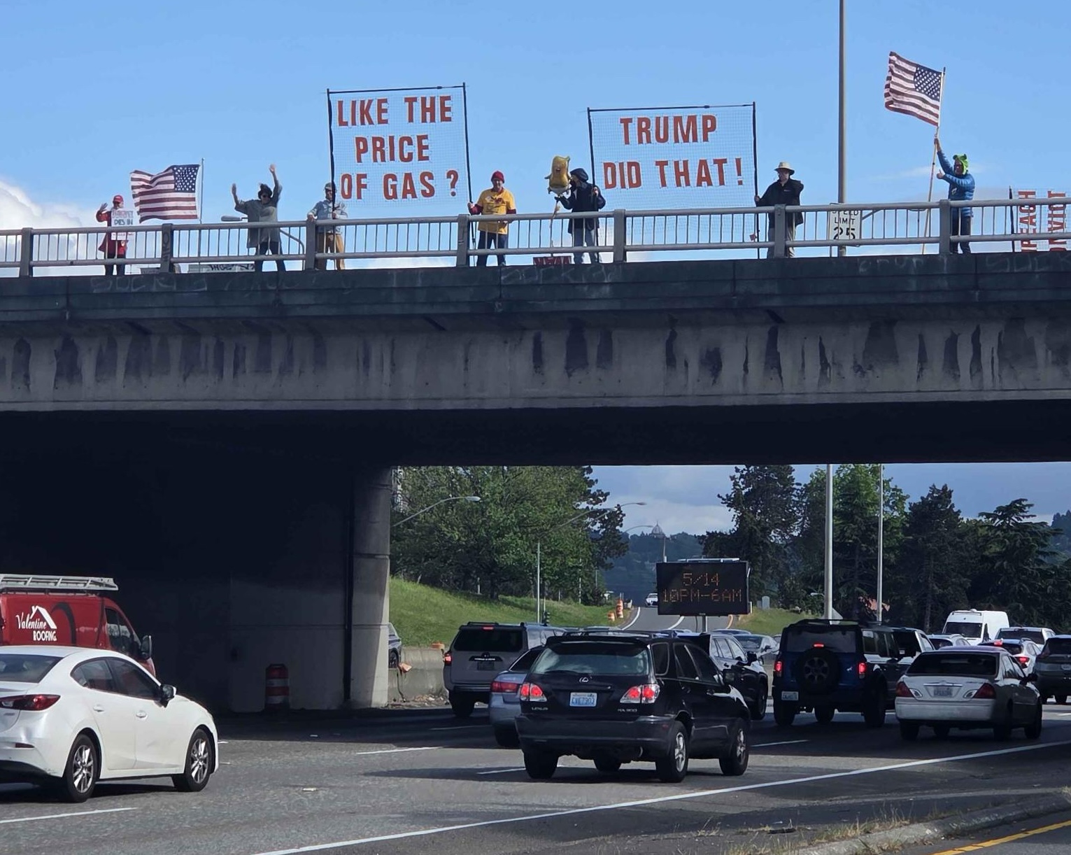 50th & I5 Seattle Bannering