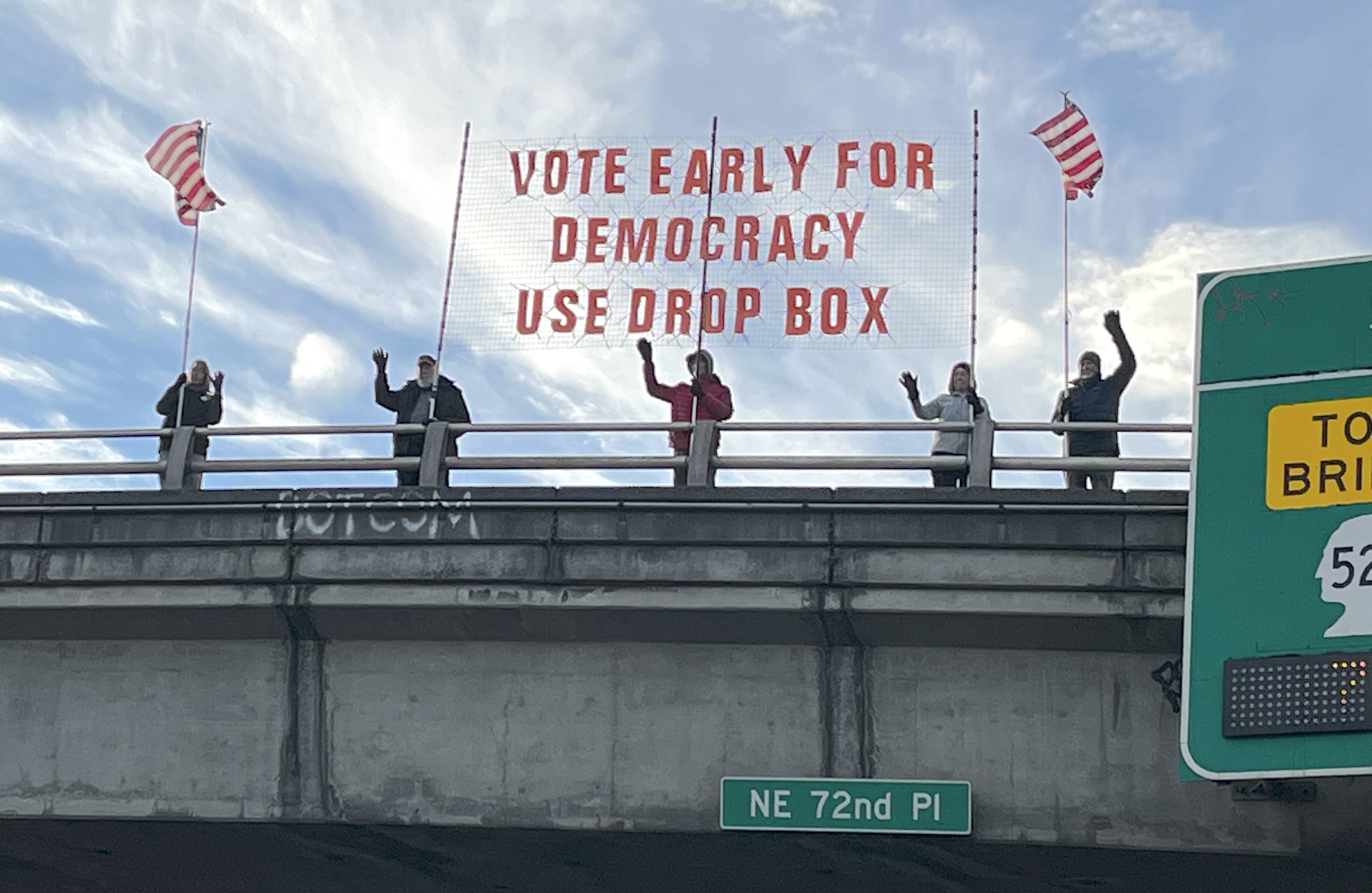 Kirkland Banner Brigade - Vote Early!