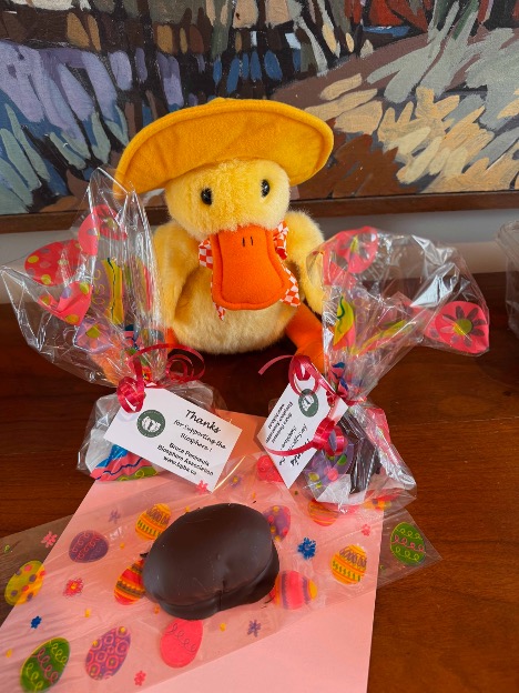 Toy_Duckling_with_Biosphere_Easter_Gift_Bags.jpg