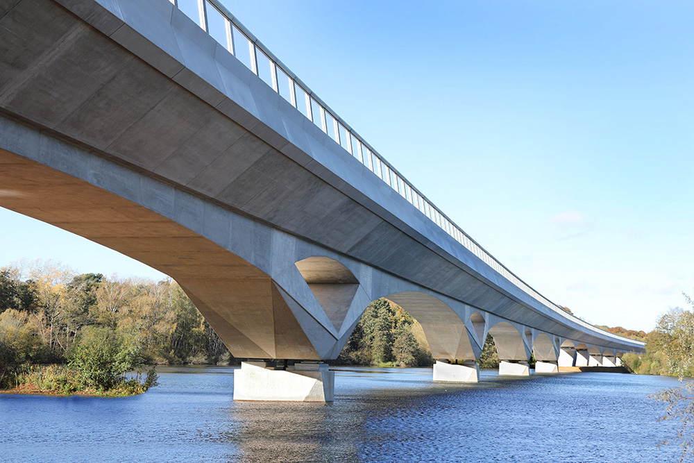 Image of a bridge over a river