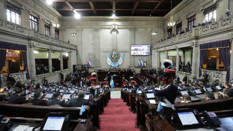 Parlement_du_Guatemala-Gobierno_de_Guatemala-wikimedia_commons.jpg