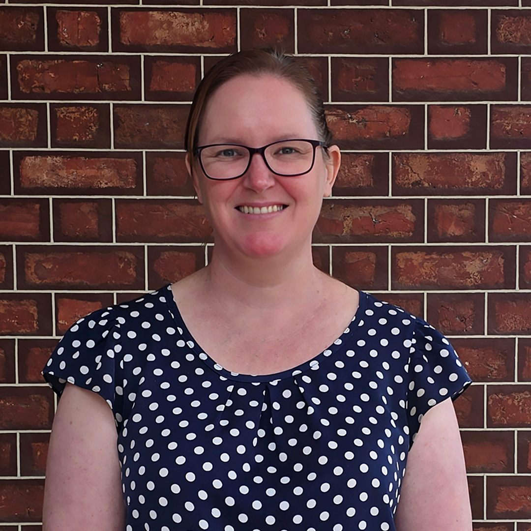 Sonya Elek <br> Fossil Fuels Community Organiser