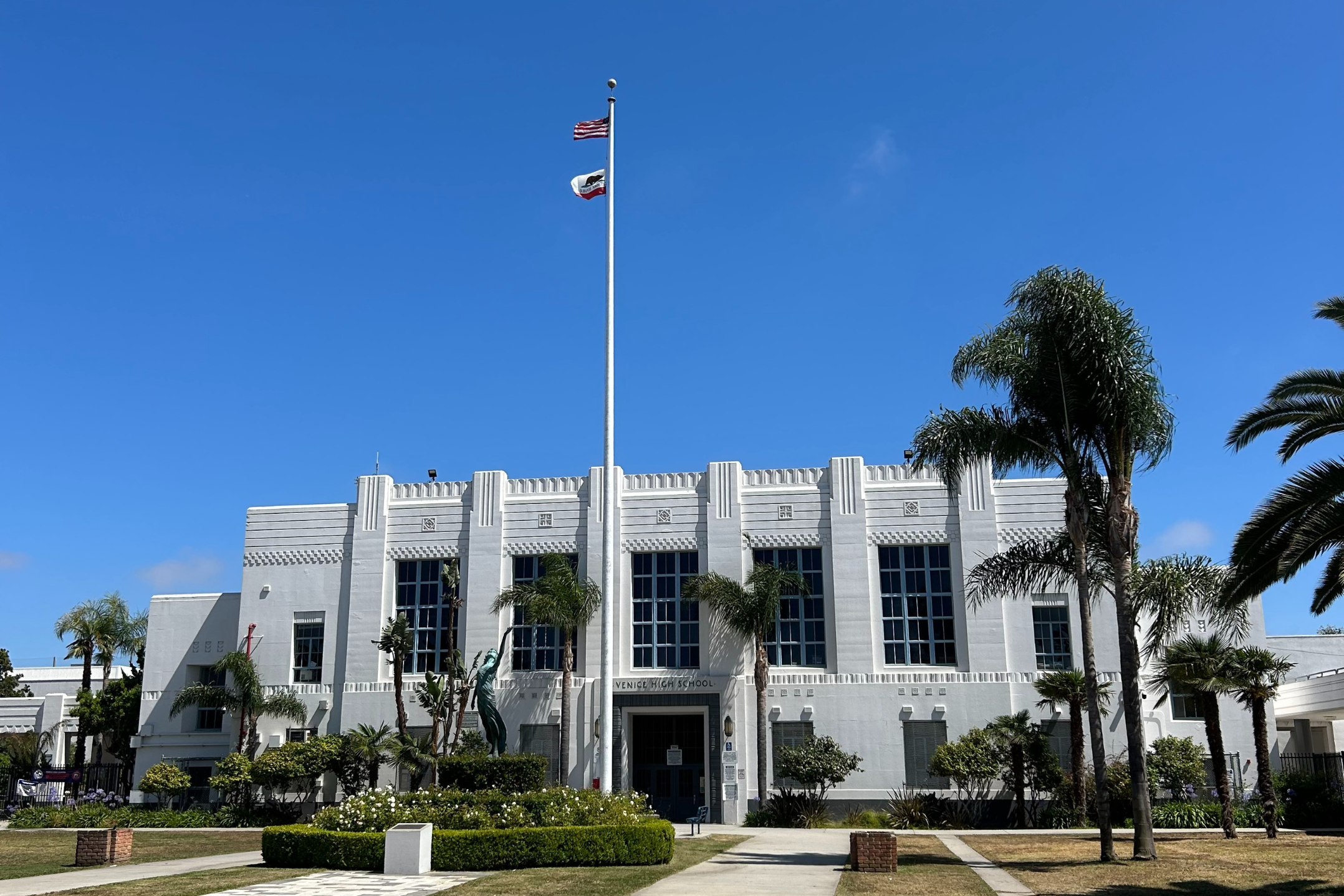 Local Gems: Culver City meets Venice, image size:2156x1438