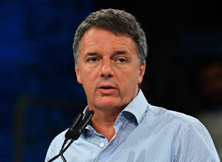 Renzi: «Manovra mediocre, hanno paura del futuro e tassano il presente»