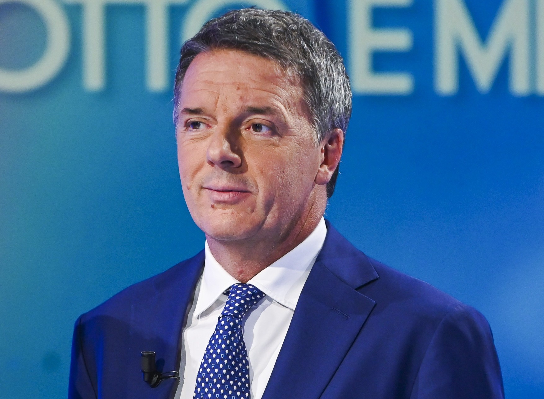 Renzi: «Solo la sinistra può salvare Meloni: dividendosi»