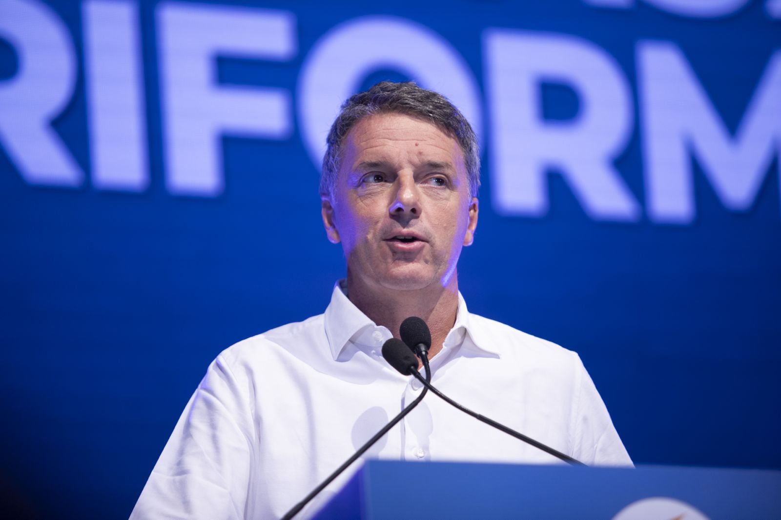 Renzi: «Contro la Carta si perde. Ora primarie per il campo largo»