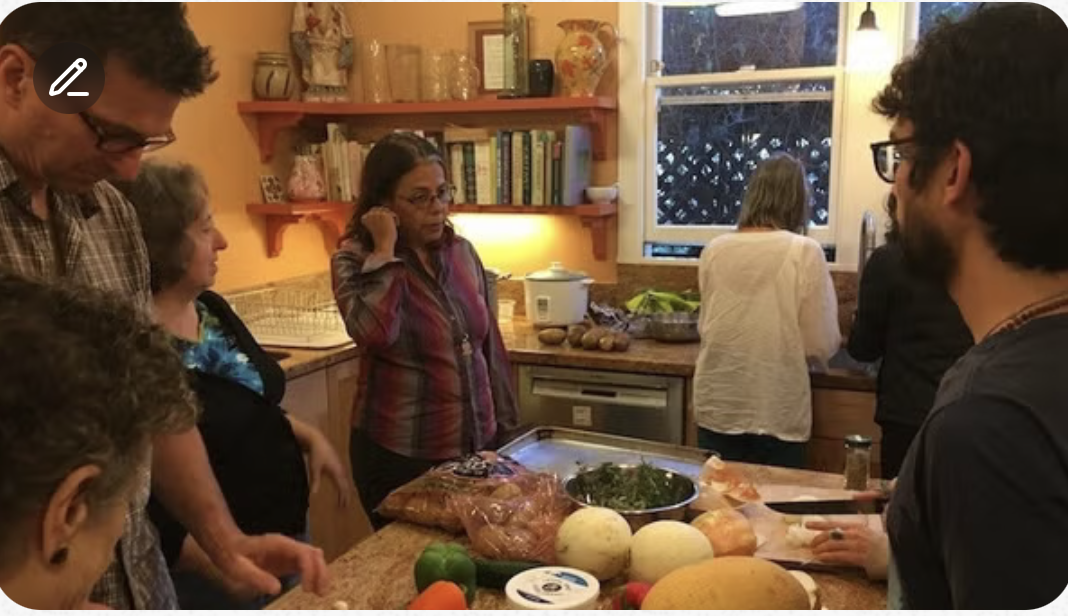 (un)Common Meal:Cooking in Community