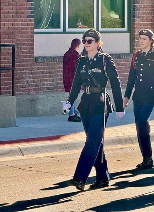 Elisabeth_marching.jpg