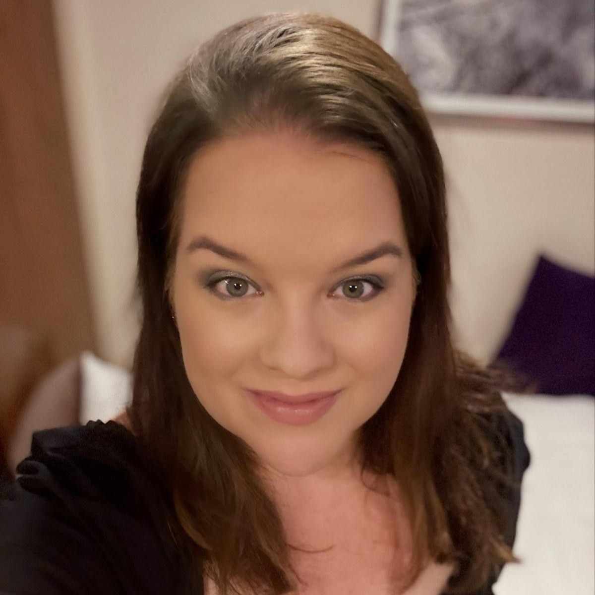Nicole Gross