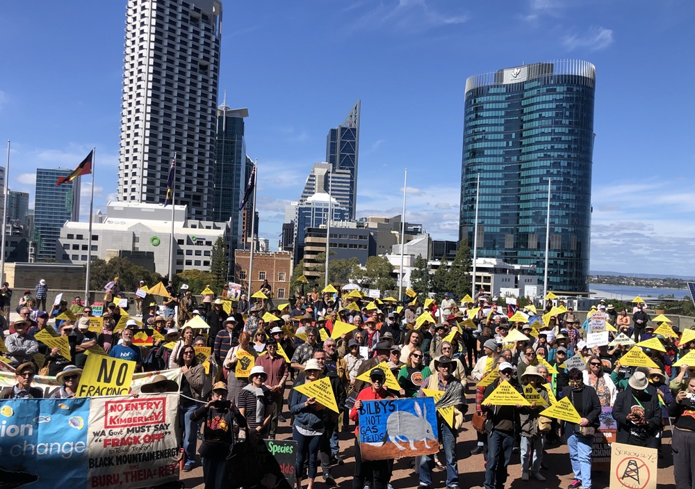 More than 500 people rallied for a Frack Free Kimberley More than 500 people rallied for a Frack Free Kimberley