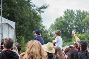 Photo - Crowd at Greenbelt Harvest Picnic