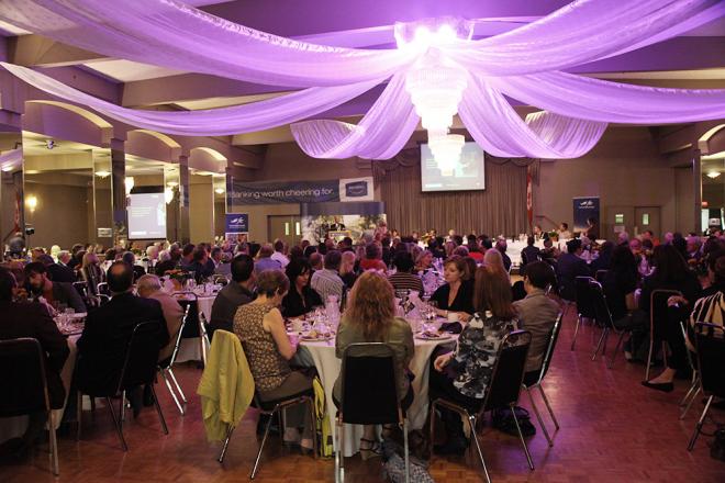 celebrity-luncheon-2012-grapegrowersofontario.jpg