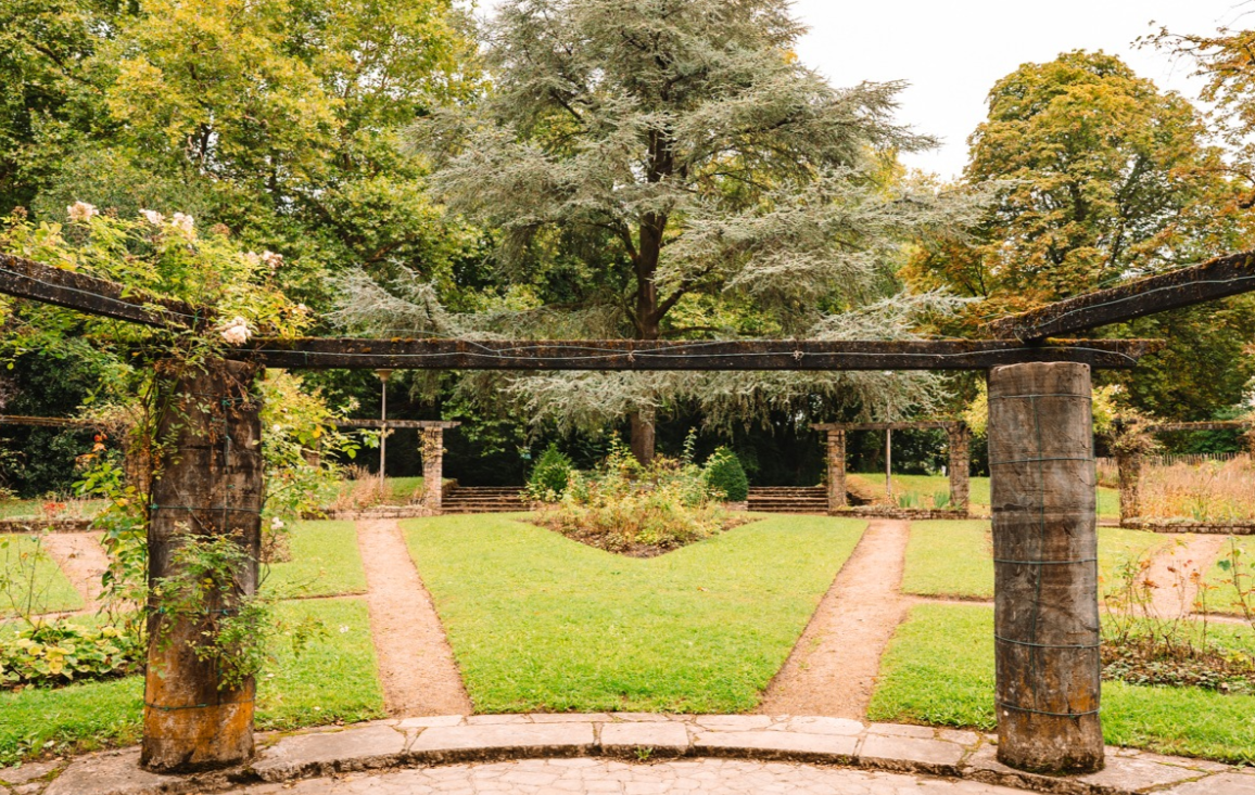 Grote vijver en bomen in Citadelpark blijven behouden