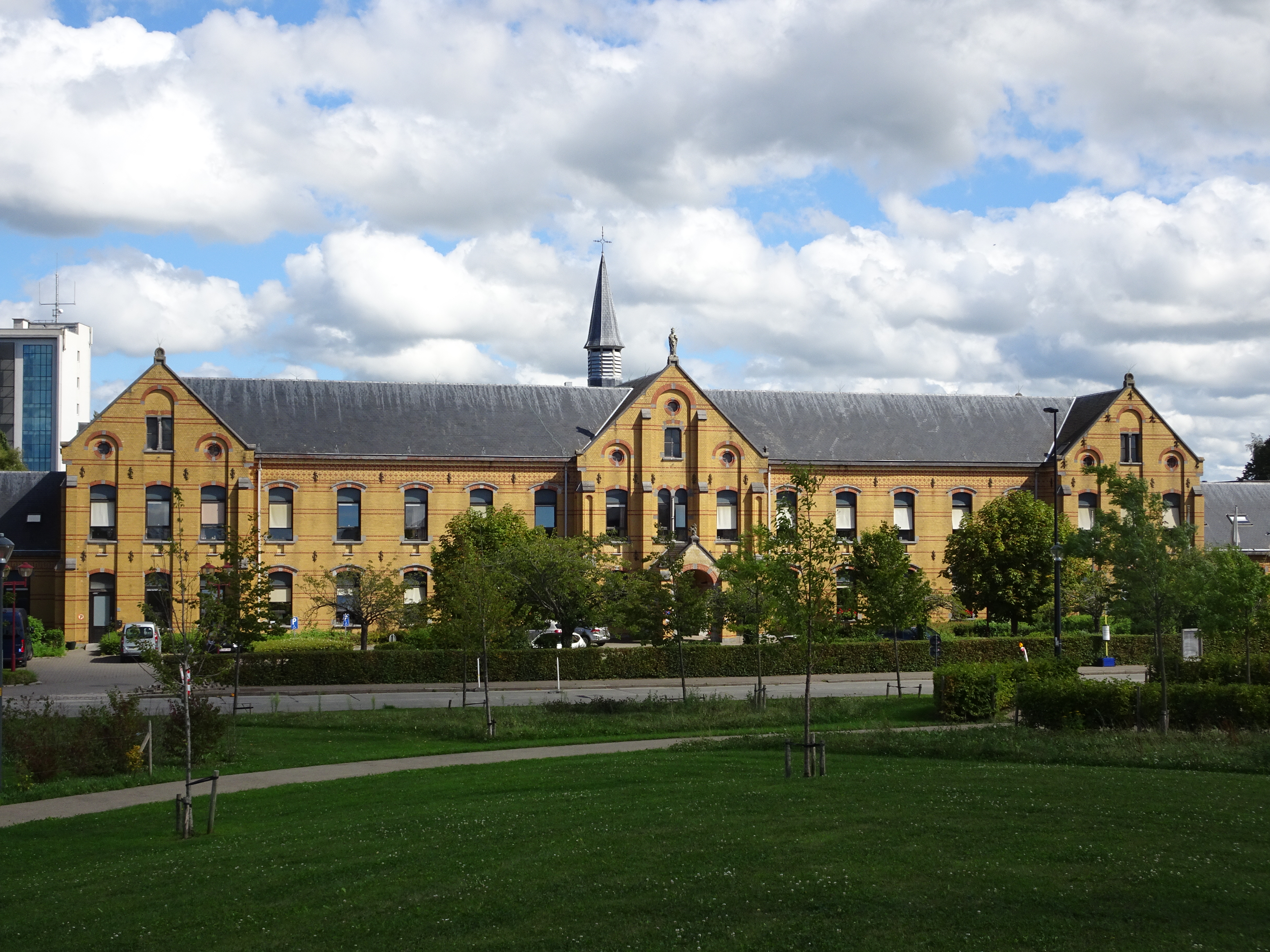 Plaats De Linde onder curatele