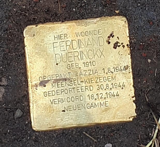 Nu ook struikelstenen in Meensel en Kiezegem