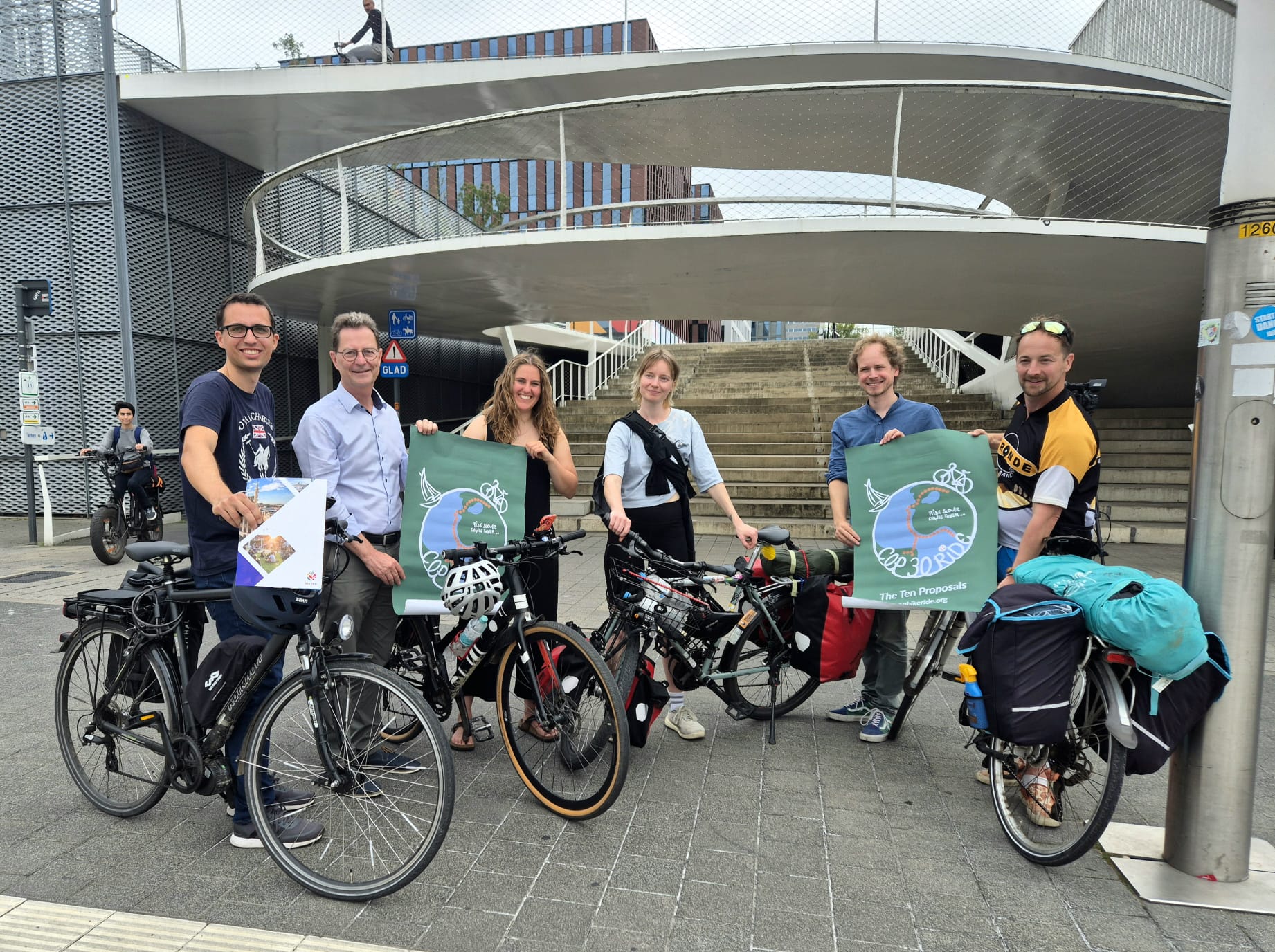 Stad Leuven verwelkomt COP30 Bike Ride