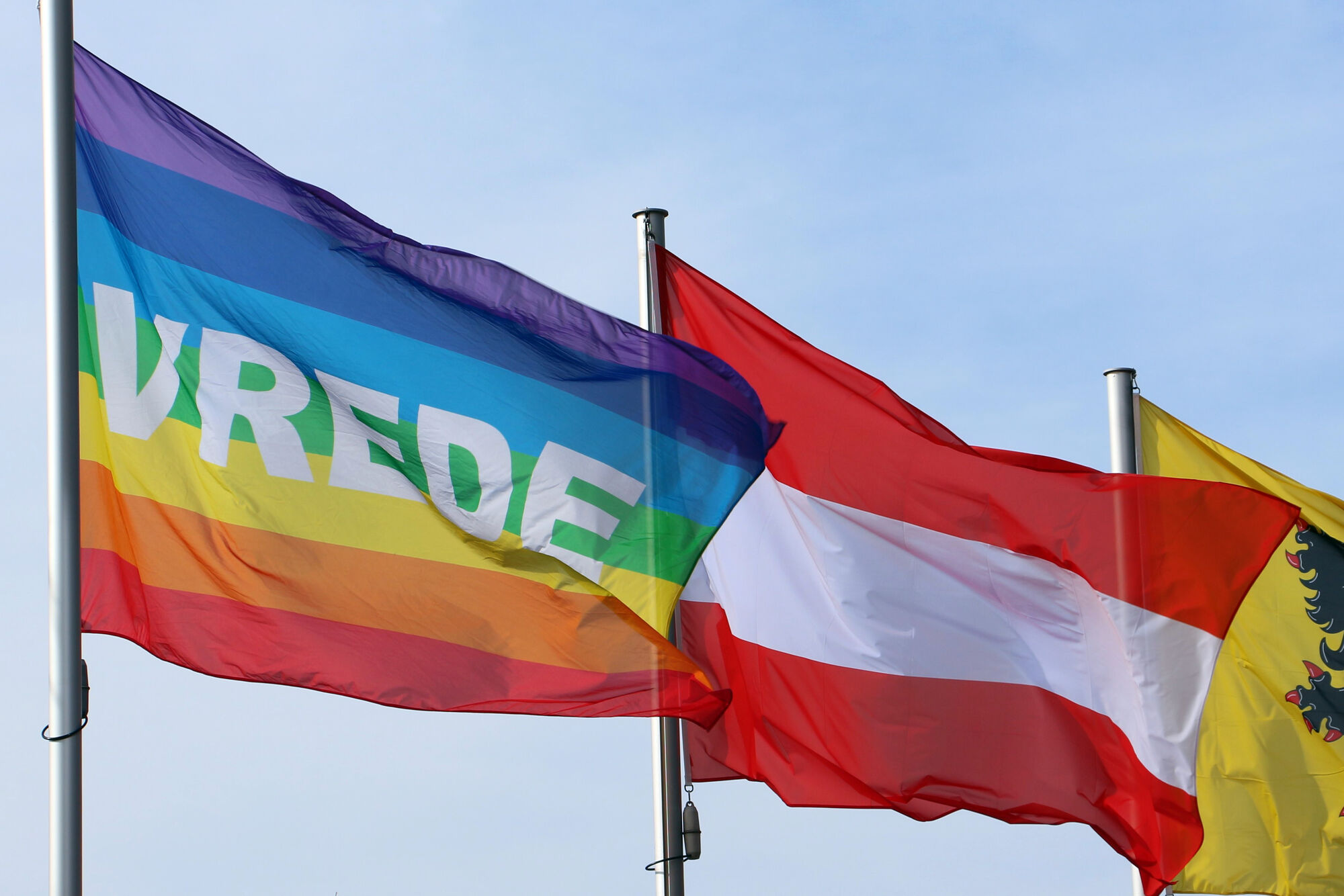 Leuven roept inwoners op om samen de vredesboodschap uit te dragen