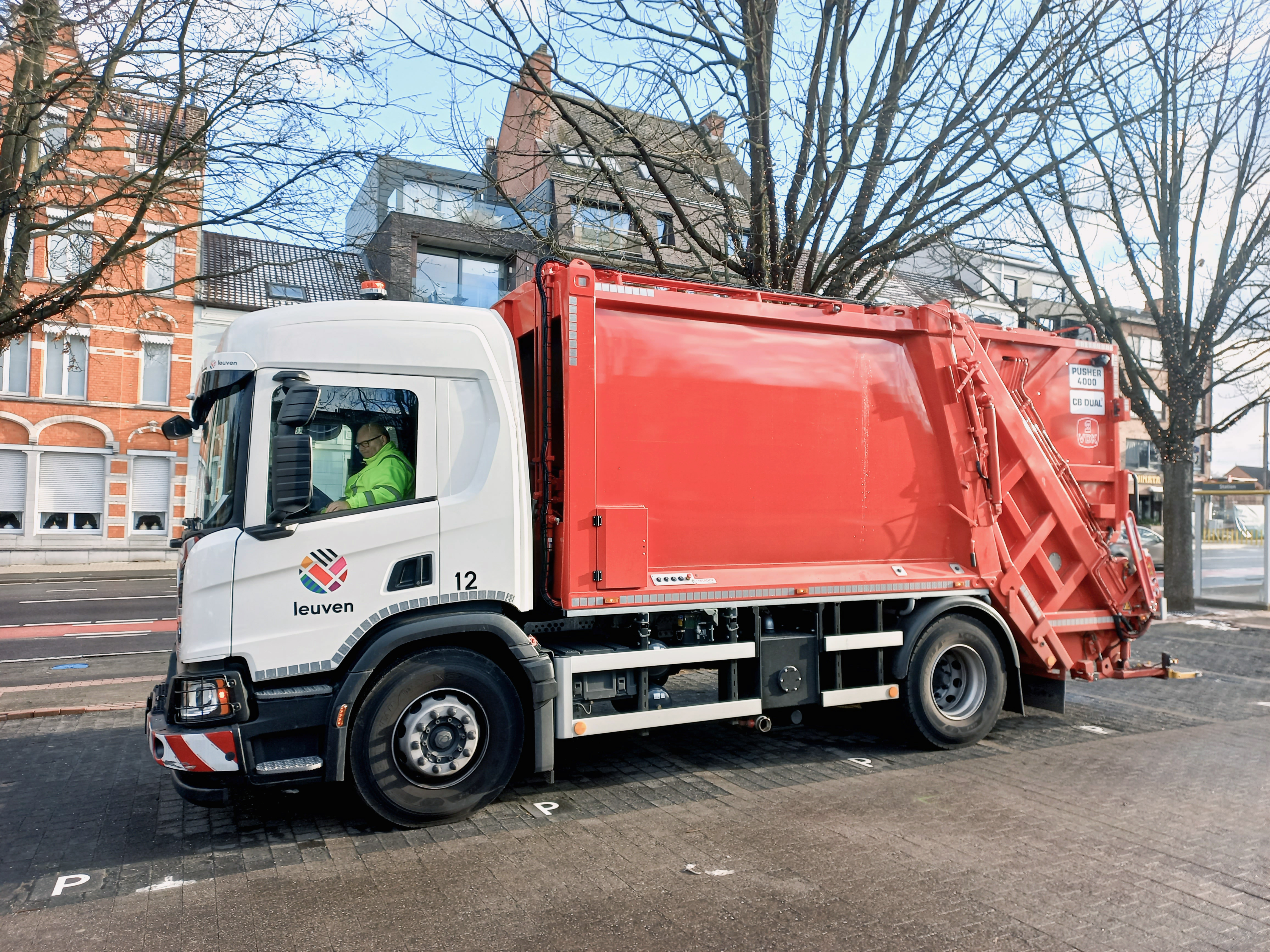 Leuven test mobiele inzamelpunten voor papier en karton