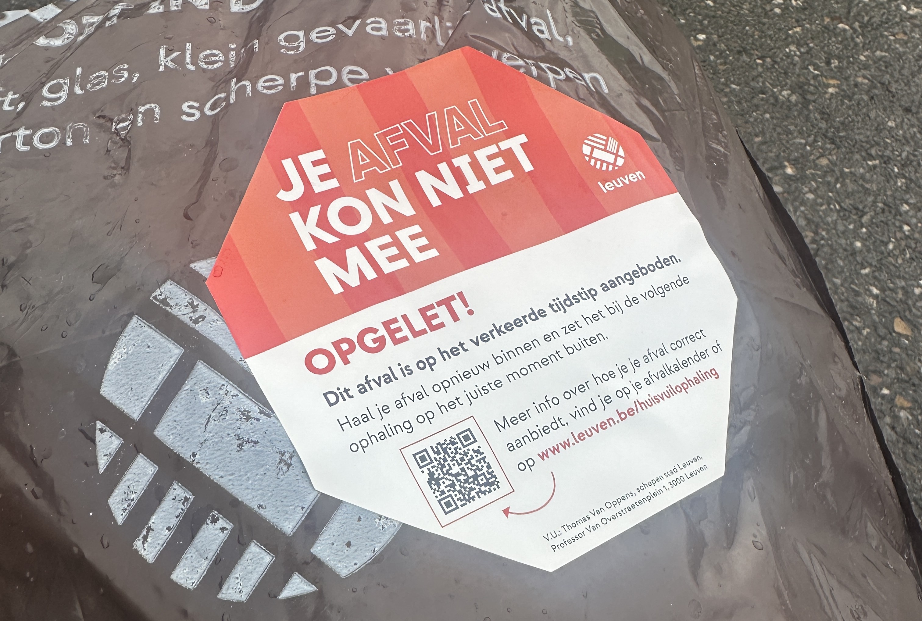 Stad Leuven sensibiliseert inwoners om hun afval op het juiste moment aan te bieden