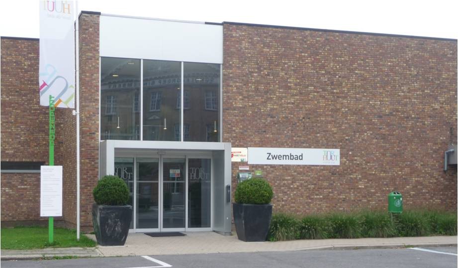 Geen plan, geen locatie, wel facturen: het zwembaddossier in Torhout
