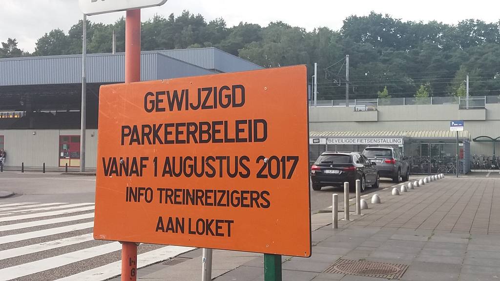 Gratis parkeren voor treinreizigers aan het station in Genk PVDA Genk