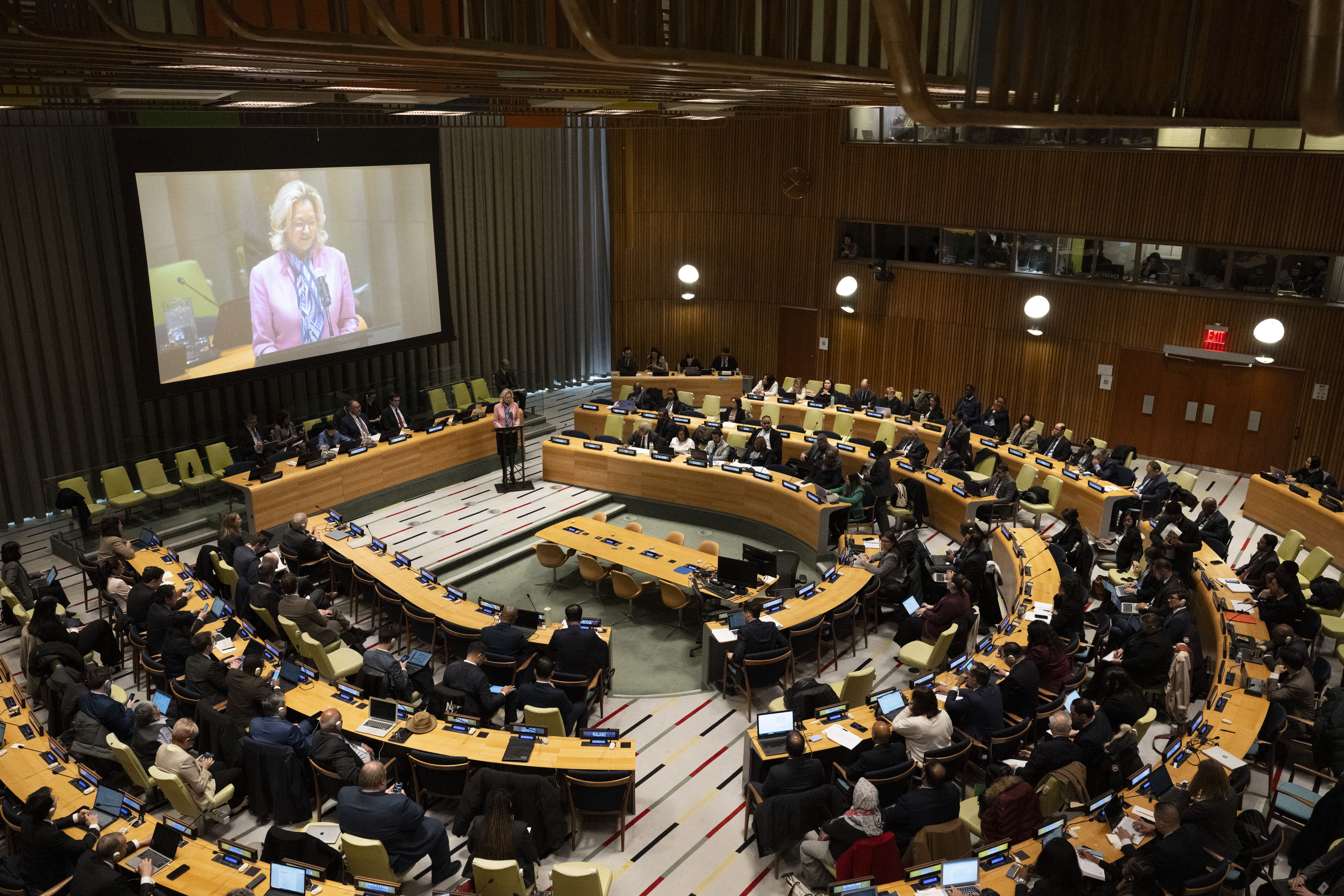 Uma reunião das partes do TPAN em Nova York em 2025. Crédito: ICAN