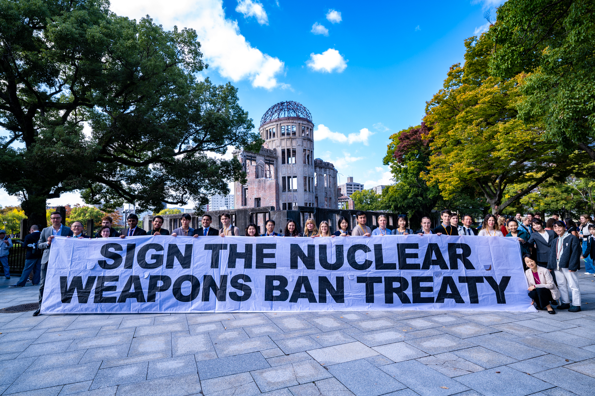 Uma ação com estudantes em Hiroshima. Crédito: Takeo Nakaoku