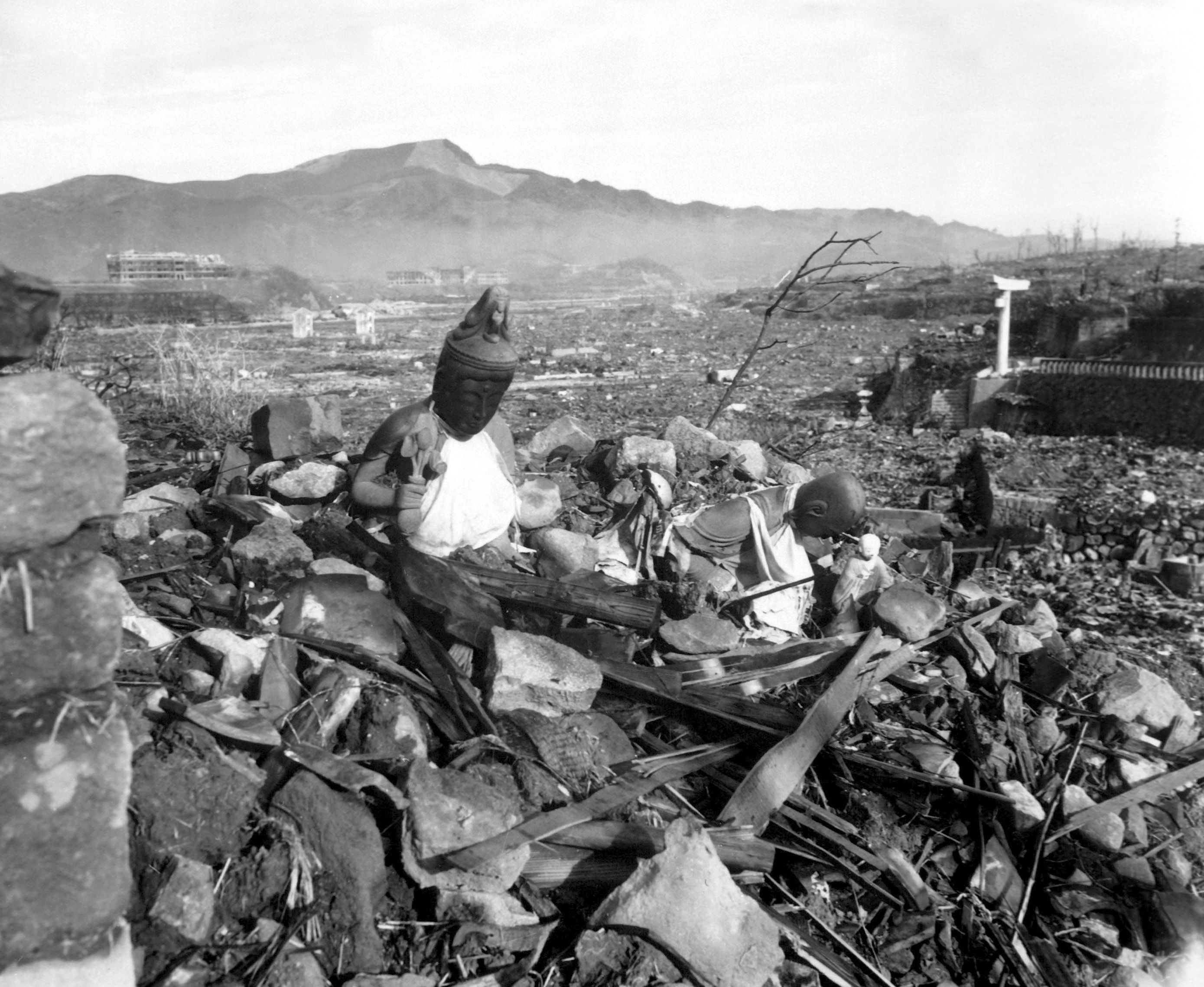 Nagasaki um mês após o ataque. Crédito: Governo dos EUA