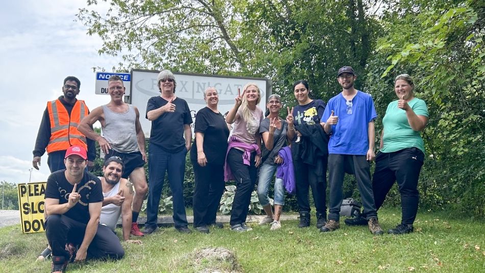 Auto parts workers at Flex-N-Gate Seeburn in Beaverton, Ontario join Unifor