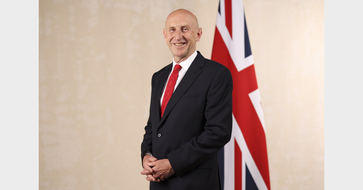 Weekly Briefing: Healey's Growth Britain, public buses and power away from Westminster