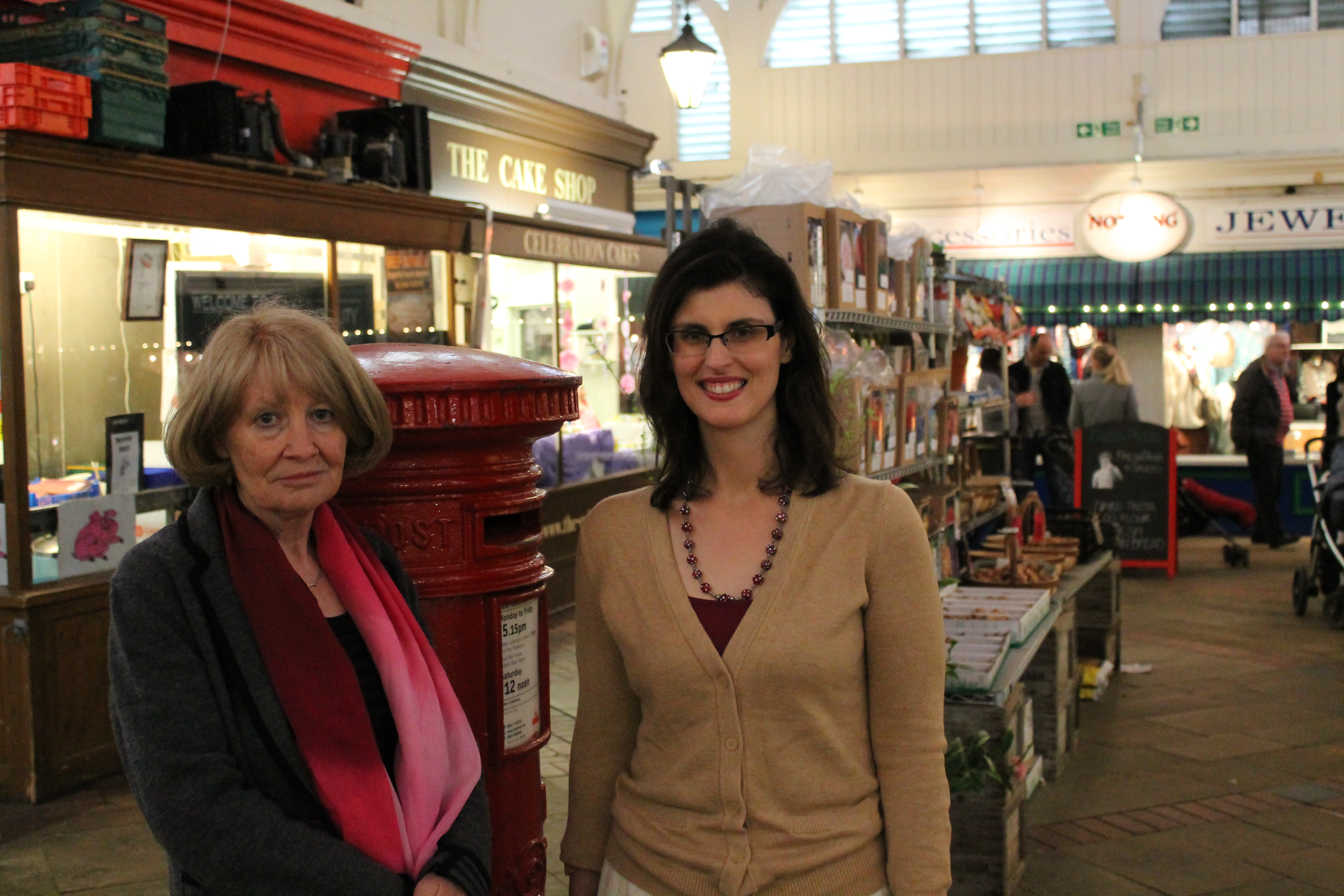 Layla Moran and Cllr Liz Wade in the Covered Market