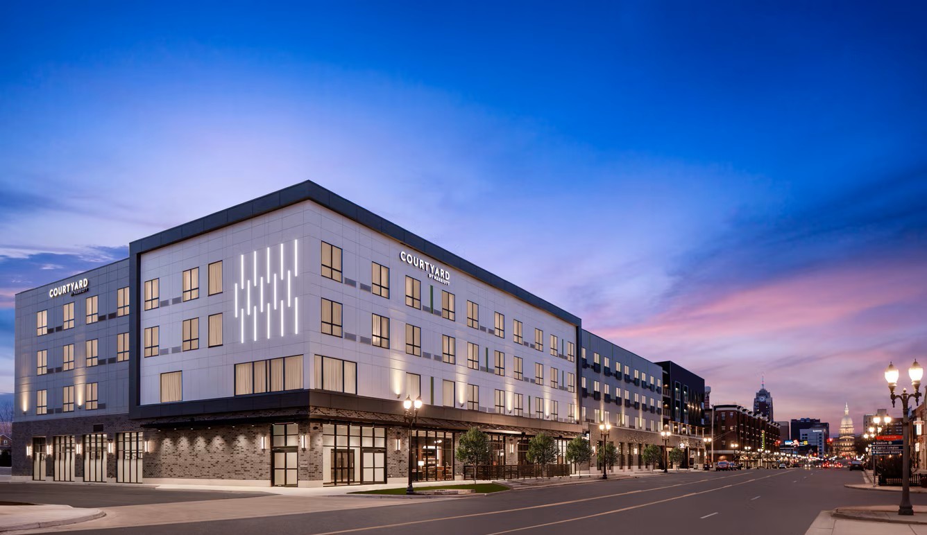 Courtyard by Marriott Downtown