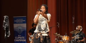 DJ Performs at Climate Summit