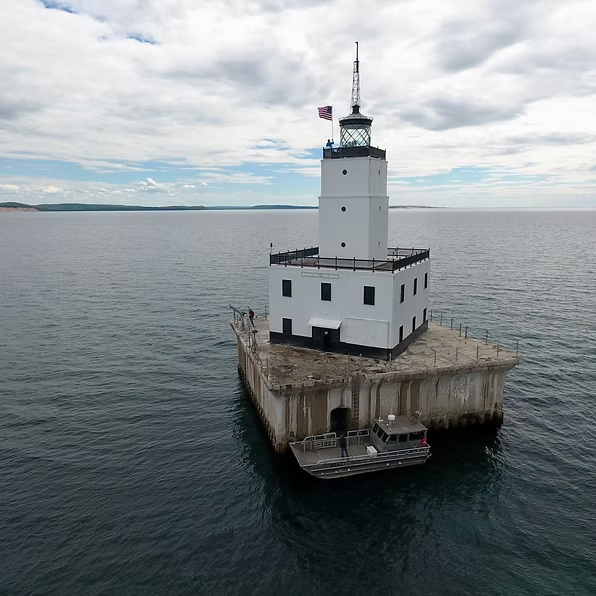 North Manitou Shoal Light, The Crib