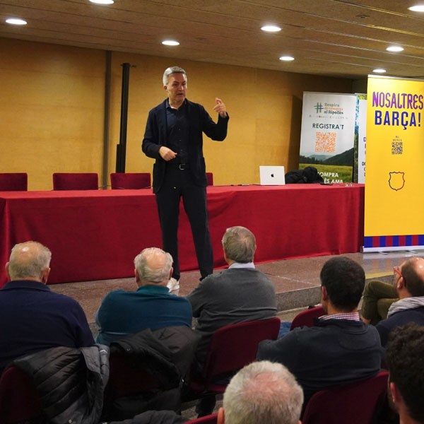Nosaltres alerta a Ripoll del risc que el Barça acabi en mans d’una empresa