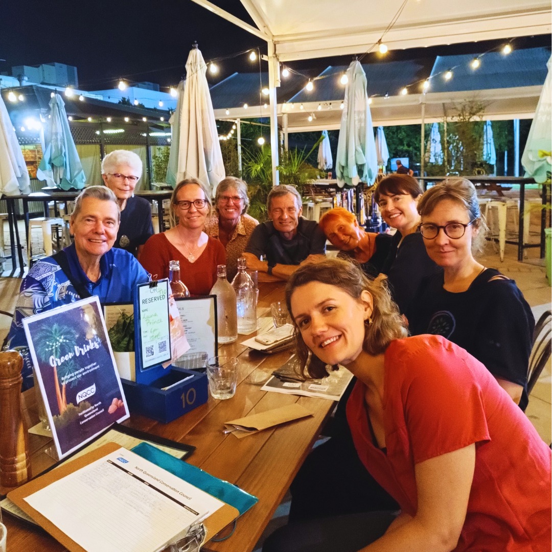 Group photo at Green Drinks