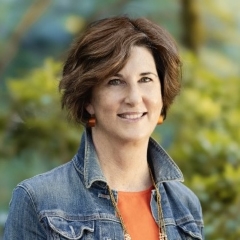 Pradnya Desh Lynne Robinson