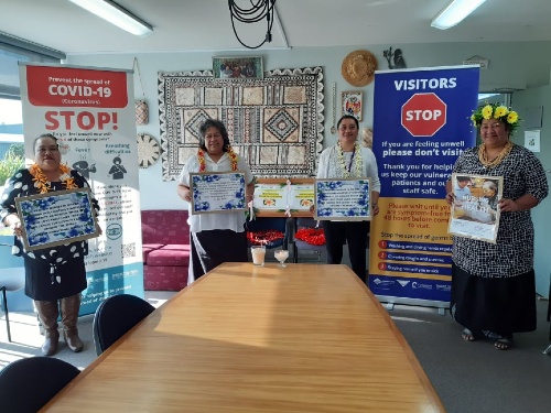 Photo of Fereni and her colleagues