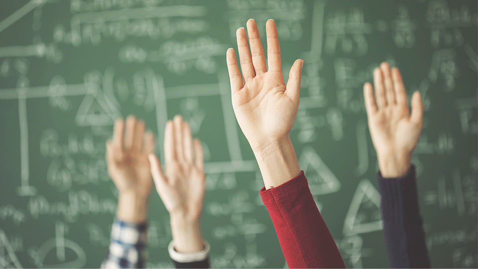 Les enseignants du secondaire supérieur moins bien payés à l’heure