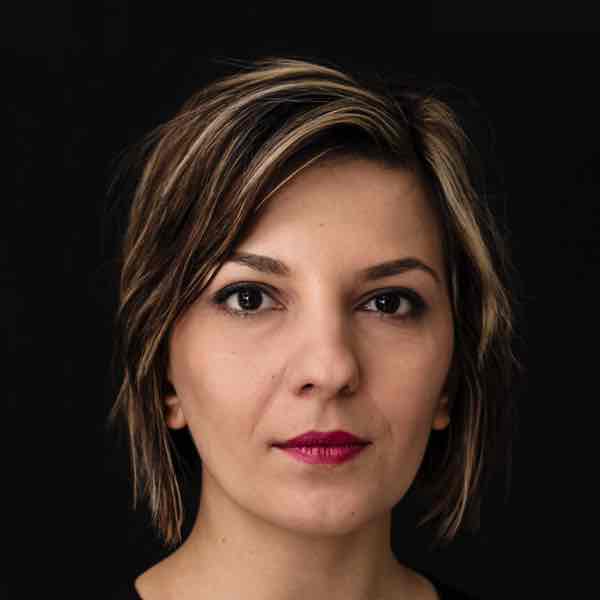 Elena Calistru