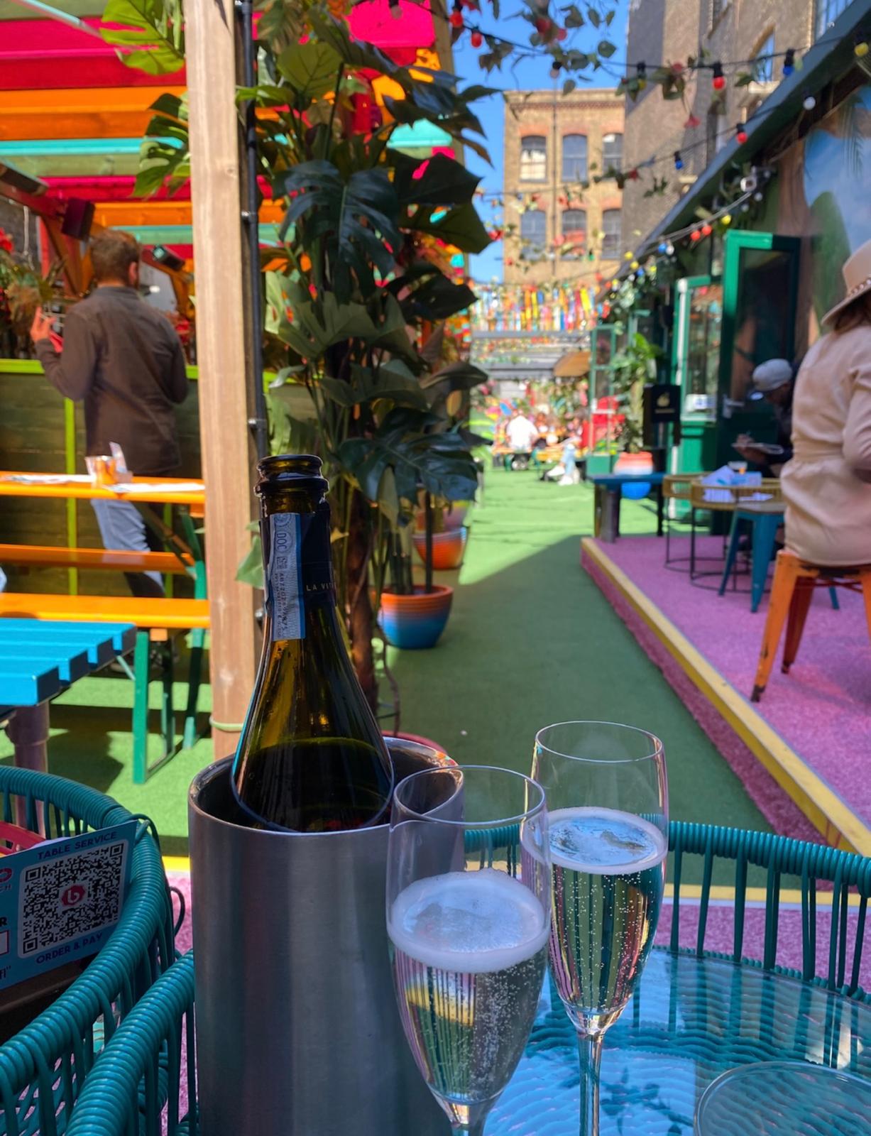 Bottomless Brunch 🥂