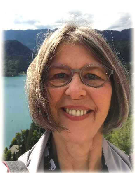 Pam McCue headshot