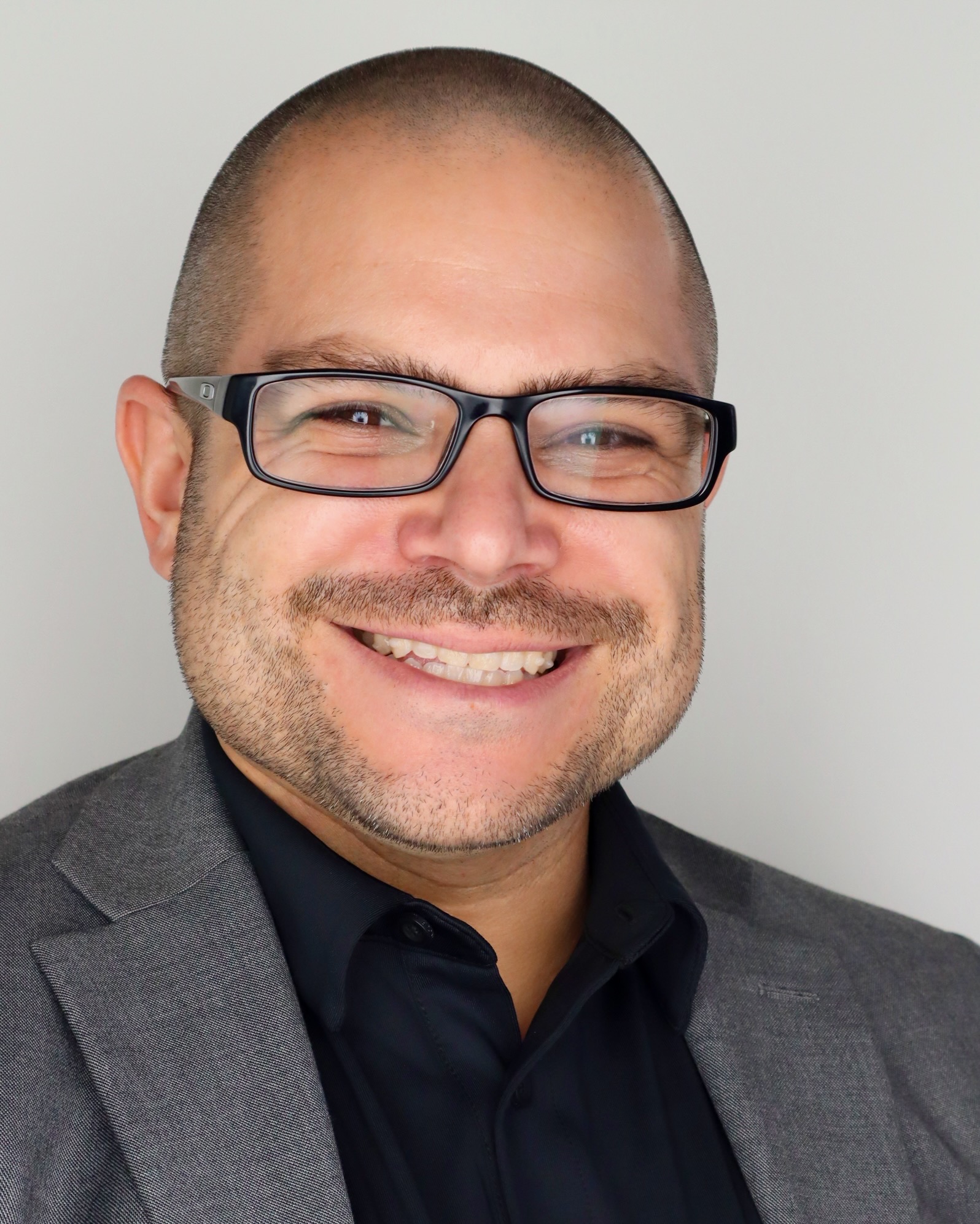 Michael Silva Headshot