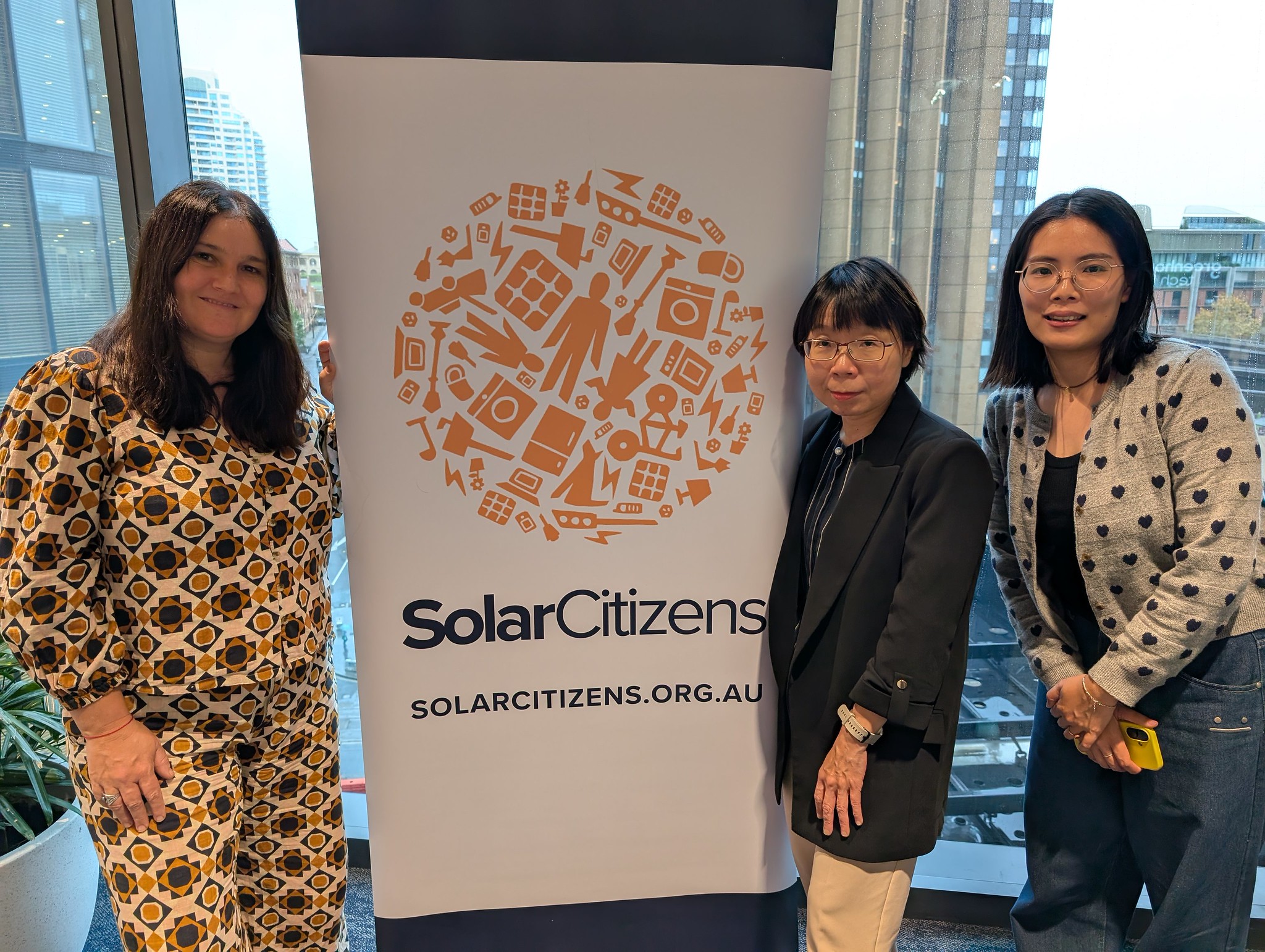 Jessie (Wentzu) and Min-Hui from Environmental Information Center (Taiwan) spoke with Solar Citizens CEO Heidi Lee Douglas