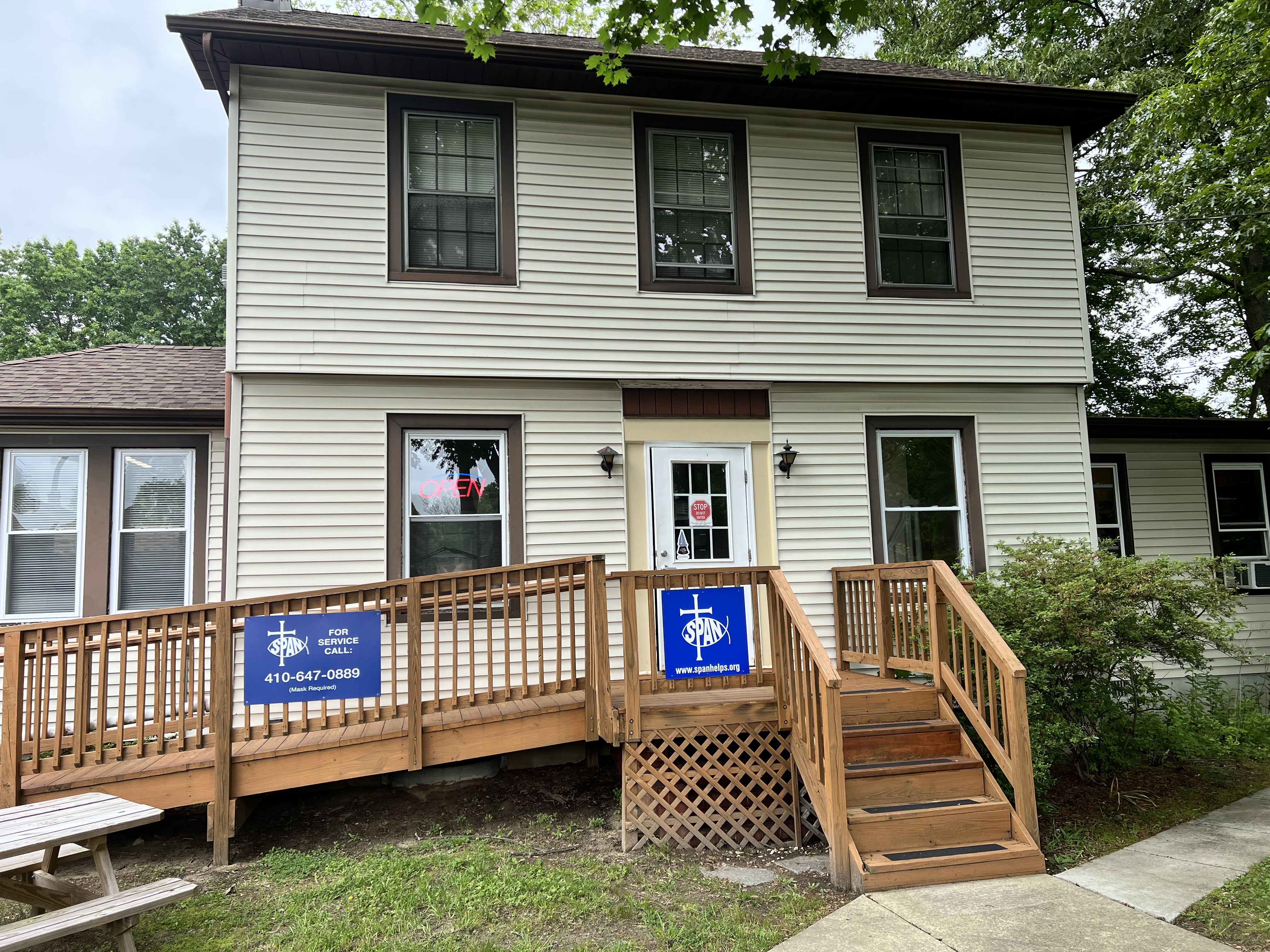 SPAN_HOUSE_2.JPG
