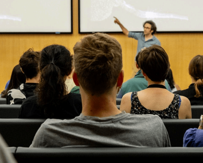 Calculating the positive impact of international students on domestic living standards in the UK